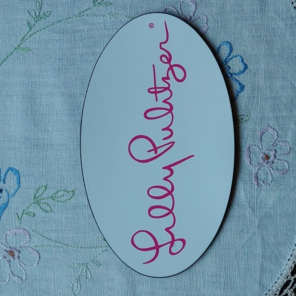 Lilly Pulitzer Car Magnet - Picture 2 of 12